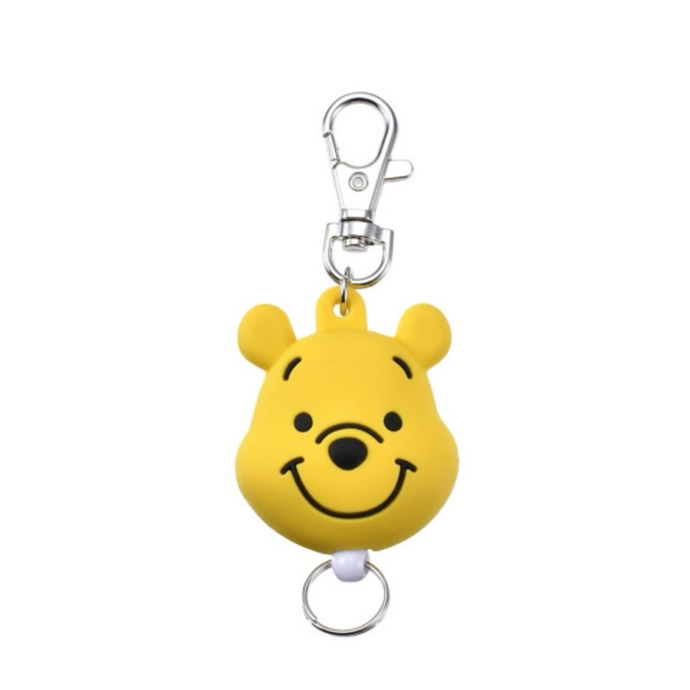 BNWT Disneyland Hong Kong Winnie the Pooh 3D Rubber Reel Keychain